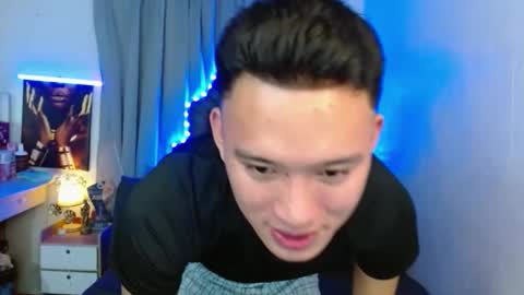 Mateo online show from 10/24/25, 01:51