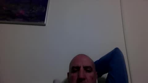 icumming online show from 02/09/26, 04:05