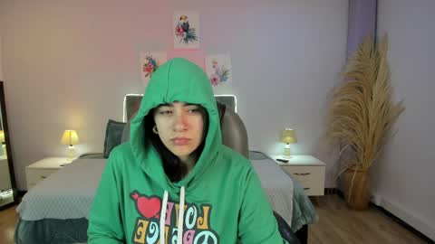 Icy online show from 04/17/26, 12:08