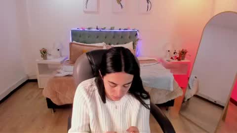 Icy online show from 07/12/26, 11:45