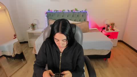 Icy online show from 07/17/26, 11:39