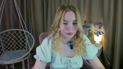 Snapshot of ida_lewiss chatting on 06/25/26, 12:54 Ida online show from 06/25/26, 12:54