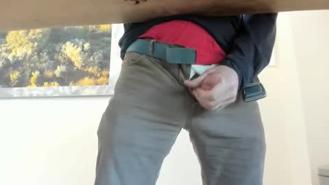 idfunguy2023 online show from 11/26/25, 09:16