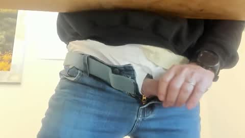 idfunguy2023 online show from 02/22/26, 11:36