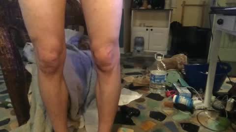 Snapshot of idksohorny chatting on 12/22/24, 10:04 idksohorny online show from 12/22/24, 10:04