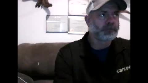 Snapshot of idkwhyidothis348732 chatting on 01/16/25, 08:03 idkwhyidothis348732 online show from 01/16/25, 08:03