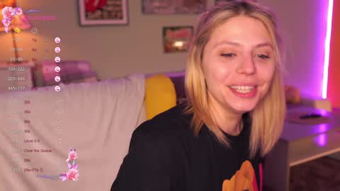 Snapshot of idontlikeguccibelts chatting on 01/28/25, 05:35 Little Flower online show from 01/28/25, 05:35