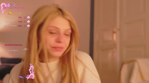 Snapshot of idontlikeguccibelts chatting on 02/22/25, 10:18 Little Flower online show from 02/22/25, 10:18