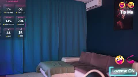 Snapshot of idontlikeguccibelts chatting on 11/21/25, 06:28 Little Flower online show from 11/21/25, 06:28