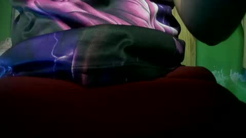 Nicolas online show from 04/05/26, 01:14