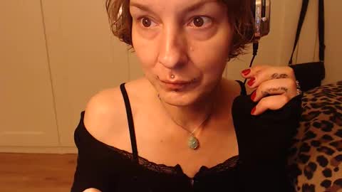 Ifk Donkeys online show from 10/20/25, 01:50