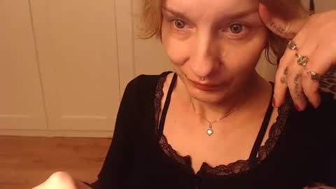 Ifk Donkeys online show from 10/24/25, 04:14