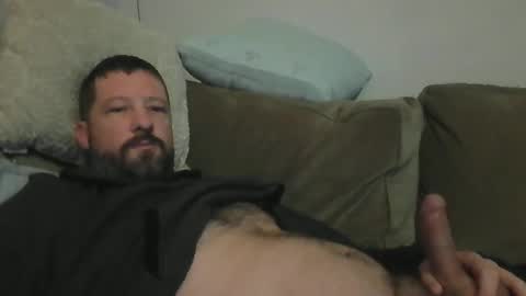 Snapshot of ifuk1stdate chatting on 01/06/25, 02:47 Hung office Stud online show from 01/06/25, 02:47