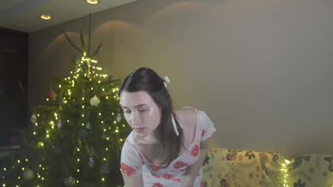 Belle online show from 12/27/24, 01:50