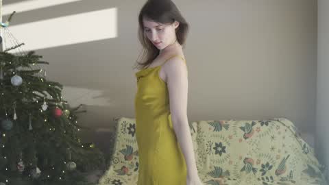 Belle online show from 01/04/25, 01:10