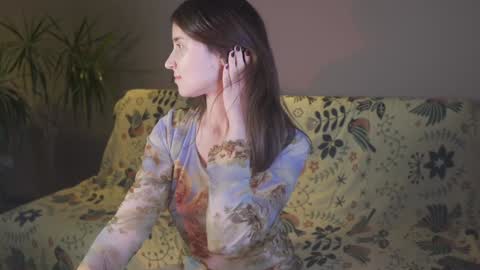 Belle online show from 01/08/25, 04:33