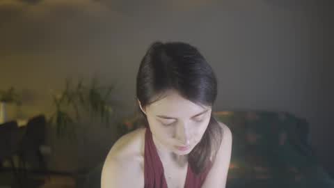 Belle online show from 03/04/25, 03:15