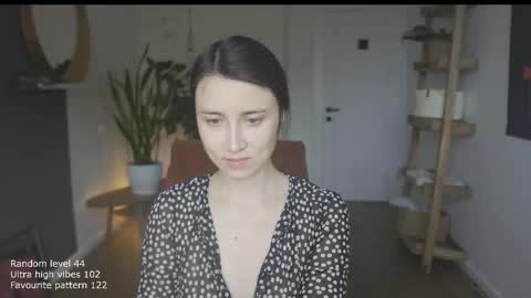 Belle online show from 10/30/25, 11:11