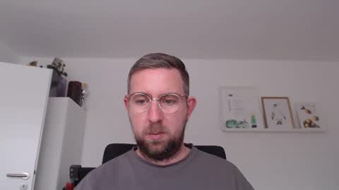 Snapshot of iggi2707 chatting on 12/02/24, 12:29 ner d online show from 12/02/24, 12:29