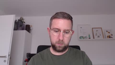 Snapshot of iggi2707 chatting on 12/03/24, 12:16 ner d online show from 12/03/24, 12:16