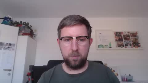 Snapshot of iggi2707 chatting on 02/01/25, 02:13 ner d online show from 02/01/25, 02:13