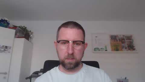 Snapshot of iggi2707 chatting on 03/07/25, 04:00 ner d online show from 03/07/25, 04:00