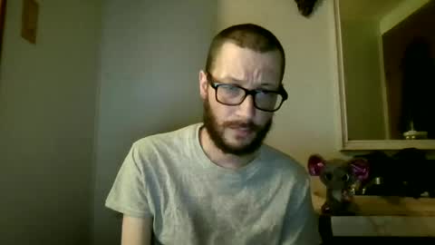 Snapshot of iggy617 chatting on 06/21/26, 05:37 iggy617 online show from 06/21/26, 05:37