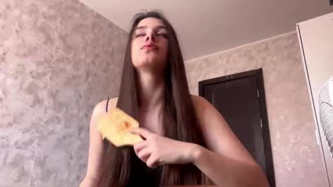 Sofy online show from 03/31/26, 06:58