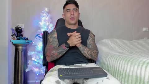 Igor scott online show from 12/31/24, 02:19