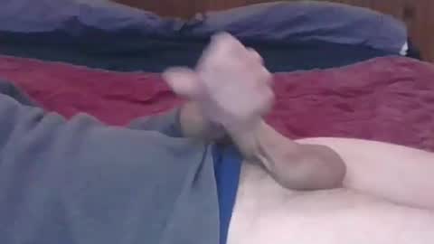 Snapshot of ihavebigballs00 chatting on 12/15/25, 02:27 ihavebigballs00 online show from 12/15/25, 02:27