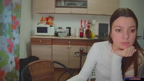 Julia and Mira online show from 01/28/25, 12:00