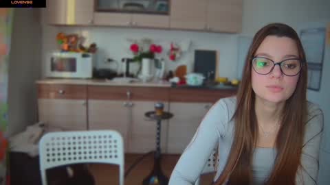 Julia and Mira online show from 02/07/25, 01:01