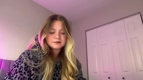 cassie online show from 10/03/25, 11:13