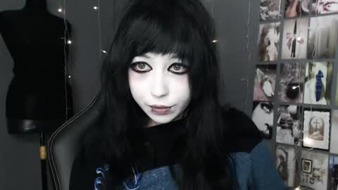 Snapshot of iiiiiiis chatting on 04/28/26, 06:35 iiiiiiis online show from 04/28/26, 06:35