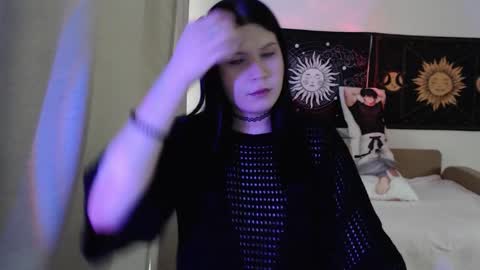 Vella online show from 03/18/26, 09:23