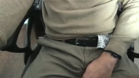 Snapshot of ikeresba chatting on 12/17/24, 12:33 ikeresba online show from 12/17/24, 12:33