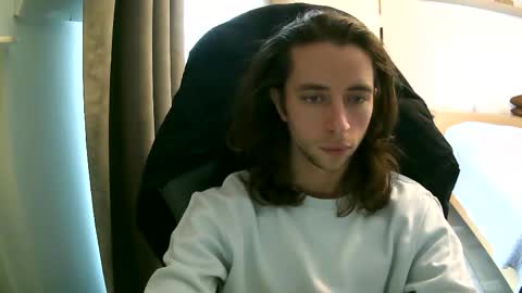 perry online show from 12/12/24, 10:13