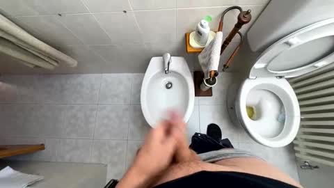 Snapshot of ilconte81 chatting on 01/29/25, 02:42 ilconte81 online show from 01/29/25, 02:42