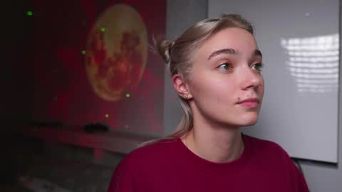 ileanacampbel online show from 12/09/24, 07:50