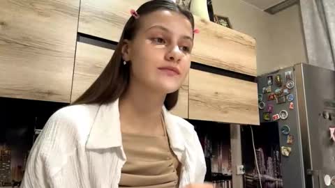 Sophie online show from 02/18/26, 01:18