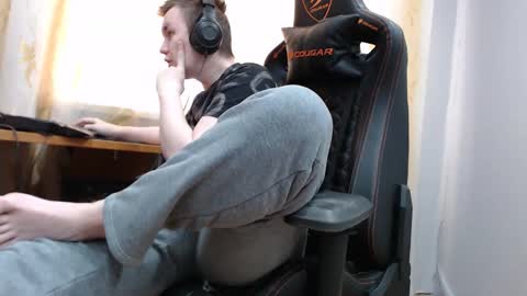 lord online show from 11/21/25, 07:40