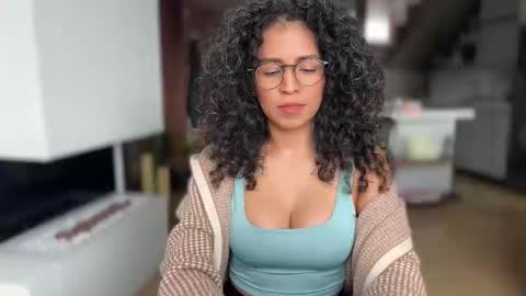 Kloe online show from 12/16/25, 06:35