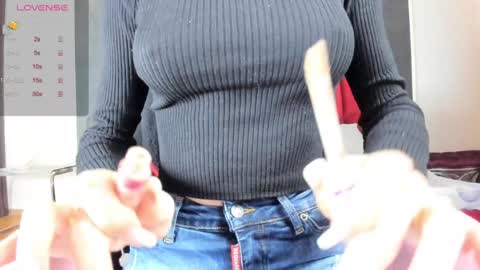 Snapshot of illegal_lorry chatting on 01/16/25, 04:38 illegal_lorry online show from 01/16/25, 04:38