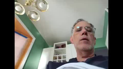 illshowmine1 online show from 12/18/25, 06:14