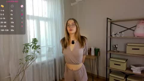 Ilona online show from 07/31/26, 08:03