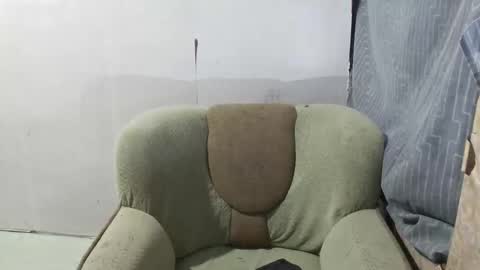 Snapshot of ilove_squirting18 chatting on 10/17/25, 10:07 KATRINA online show from 10/17/25, 10:07