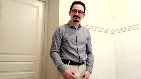 ilovecuteguy79 online show from 03/25/26, 05:13