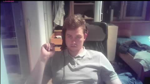 iloveyoutoo2000 online show from 05/11/26, 07:11