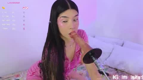 Isa Vasquez  online show from 04/06/26, 11:05