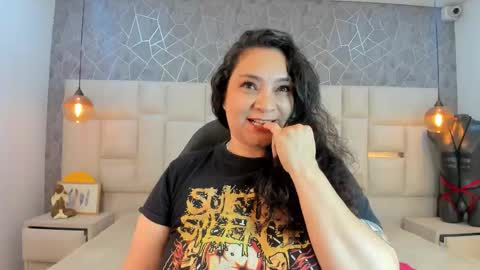 Alaya online show from 01/15/26, 04:39